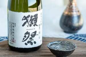 日本燒酒和清酒哪個好喝，清酒好口感順滑清香/燒酒口感粗糙濃烈