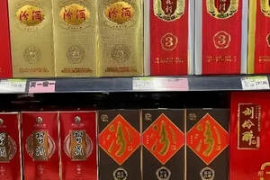 打折促銷、推出新品！白酒消費旺季，看酒企如何花樣廝殺