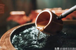 白酒知識丨白酒的顏色是如何產生的？