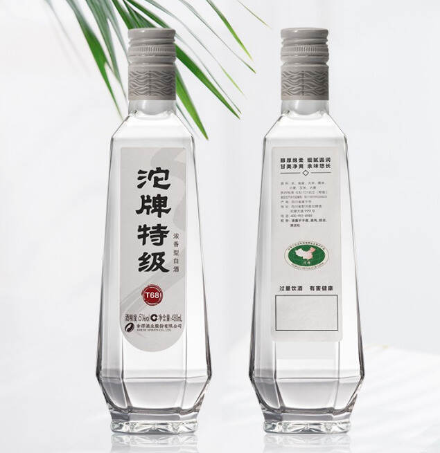 光瓶酒中的“八仙”都是精品純糧，經濟實惠，可惜好多人不識貨