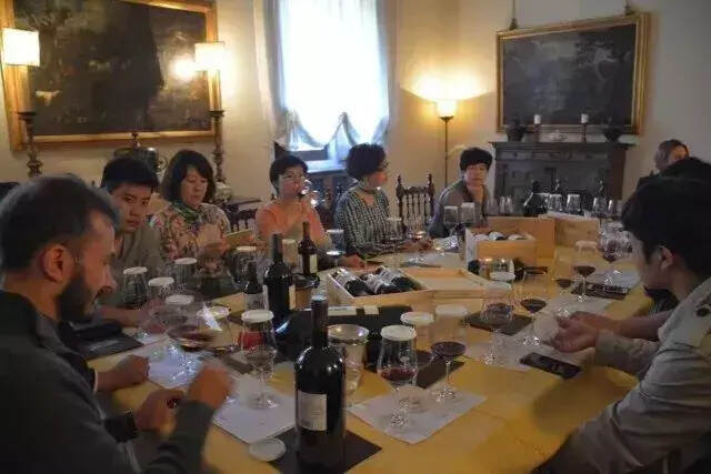 上海弦祺酒業攜手重要國內經銷商——意大利托斯卡納名莊行