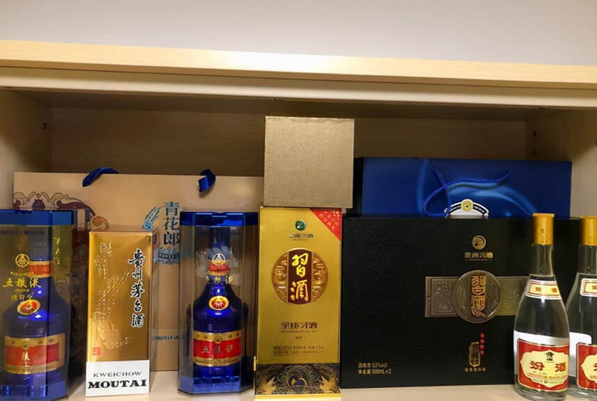 貴州3款慘敗酒，普通人瞧不上，行家卻當“寶”，都是珍品純糧酒