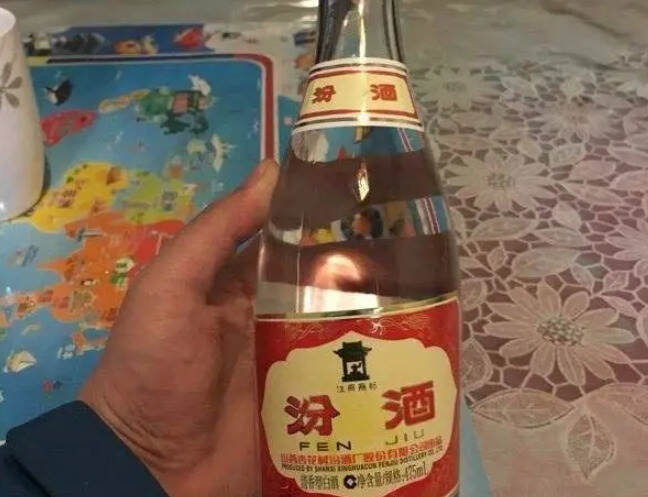 買白酒時，聰明人看到“這些字”，就能判斷出好酒，導購：行家