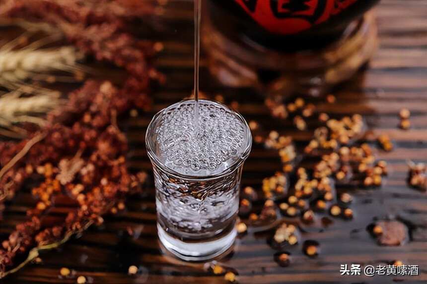 掀開白酒界遮羞布！白酒店家的4大忽悠套路，各位酒友可要長點心