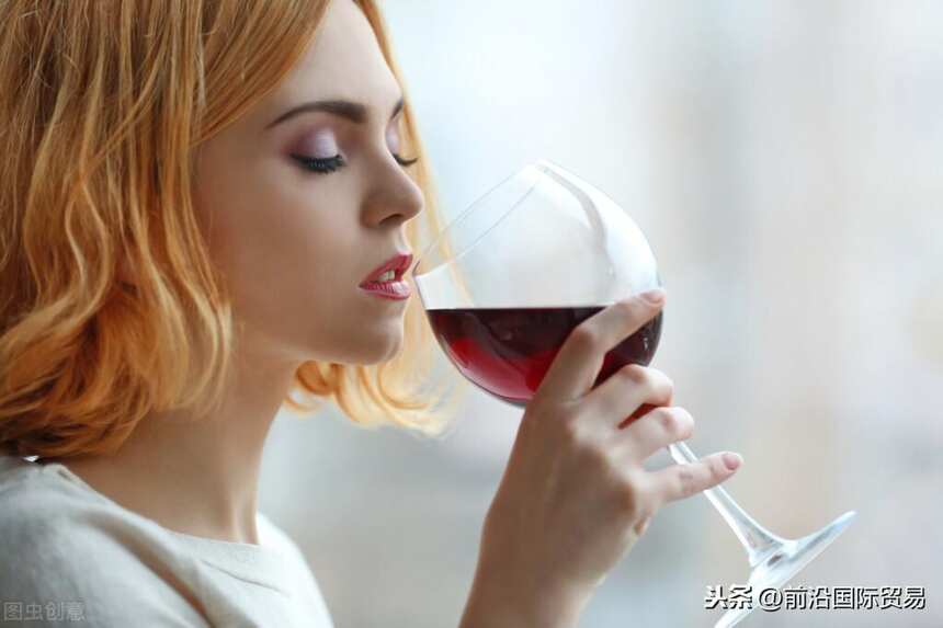 葡萄酒為什么喝起來那么酸？怎么品嘗、識別和評價葡萄酒酸度？