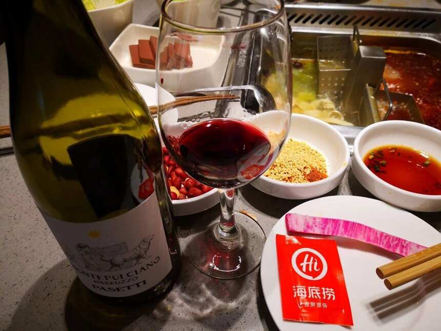 餐酒搭配妙招（川菜搭檔）