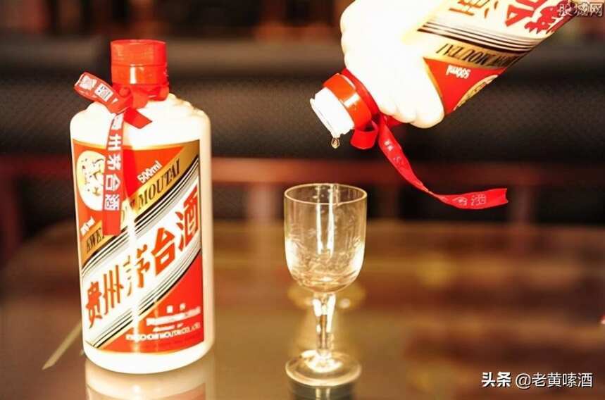 同為貴州茅臺鎮醬香酒，“雙臺”國臺和釣魚臺，誰更像茅臺？