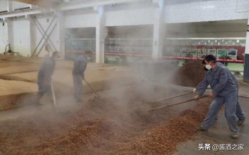 疫情影響之下，國內酒企復工記