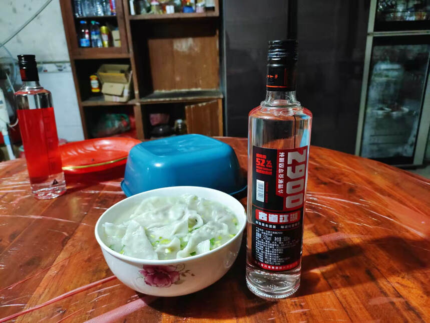 春節買酒，“值得買”的4款白酒，好評率90%以上，少花冤枉錢