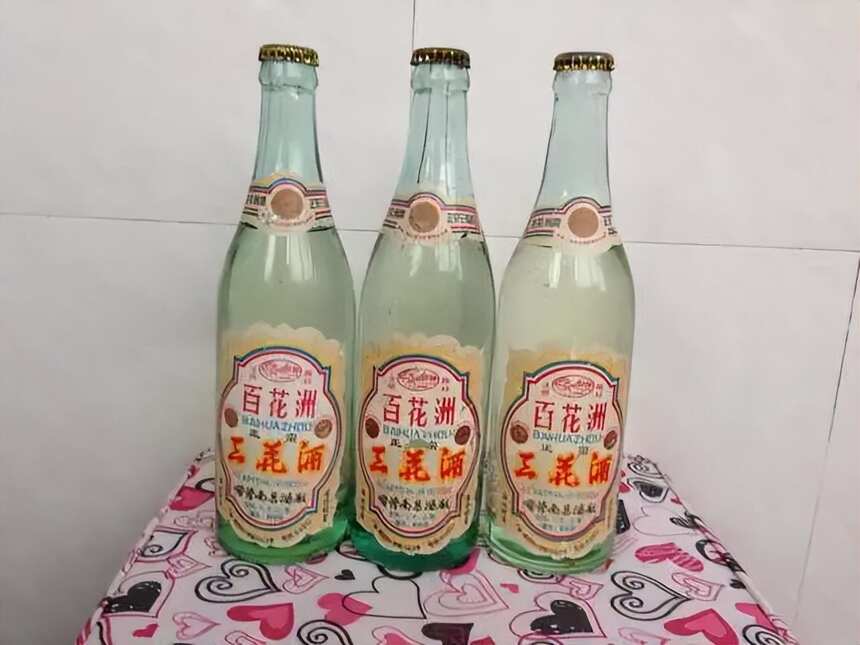 受酒友歡迎的3種“中檔白酒”，50元上下，真正糧食酒，行家才懂