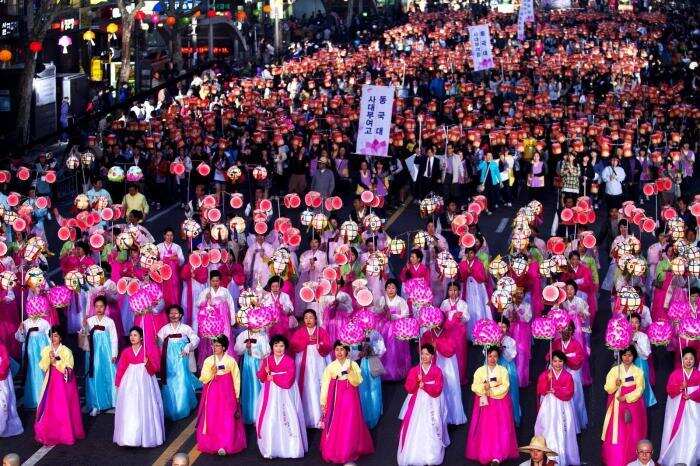 韓國“燃燈會”申遺成功！網友嘲諷：一直被模仿，又一個端午祭