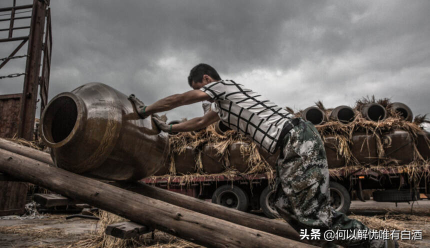 為什么醬酒偏愛陶壇存儲