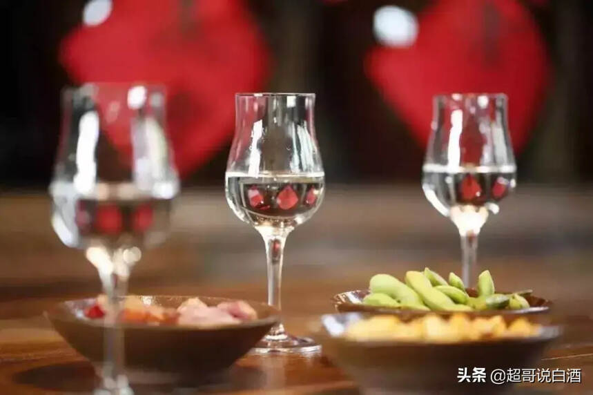 你說你會喝酒，我笑了，你不知道喝酒人要懂天文地理？