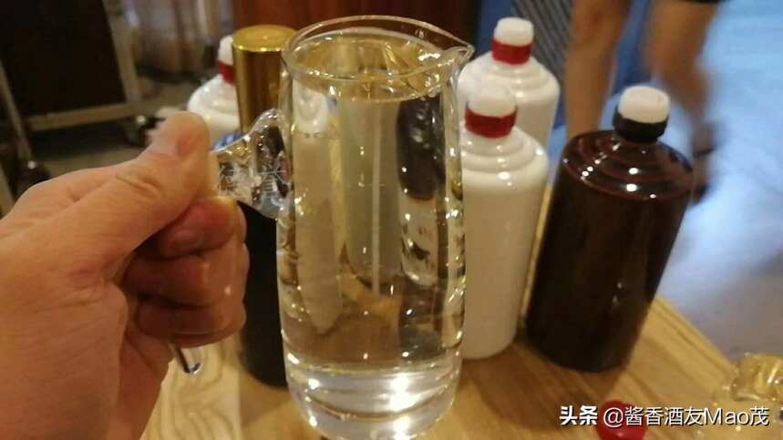 貴州茅臺鎮的本地人都喝什么酒？你可能真不了解