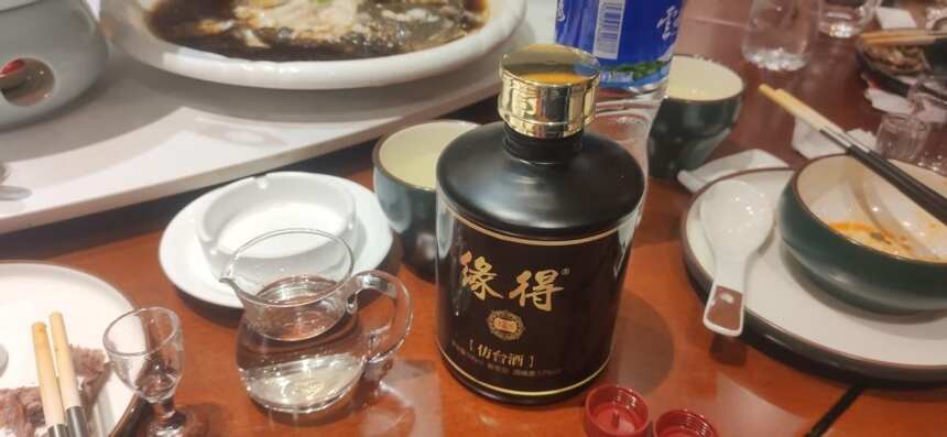 廣大酒友們注意了！茅臺酒的這幾個鑒別方法，簡單又直接