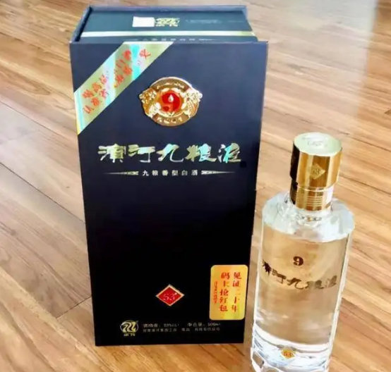 九糧液53度多少錢一瓶哪里生產的，甘肅生產的價格幾十到千元