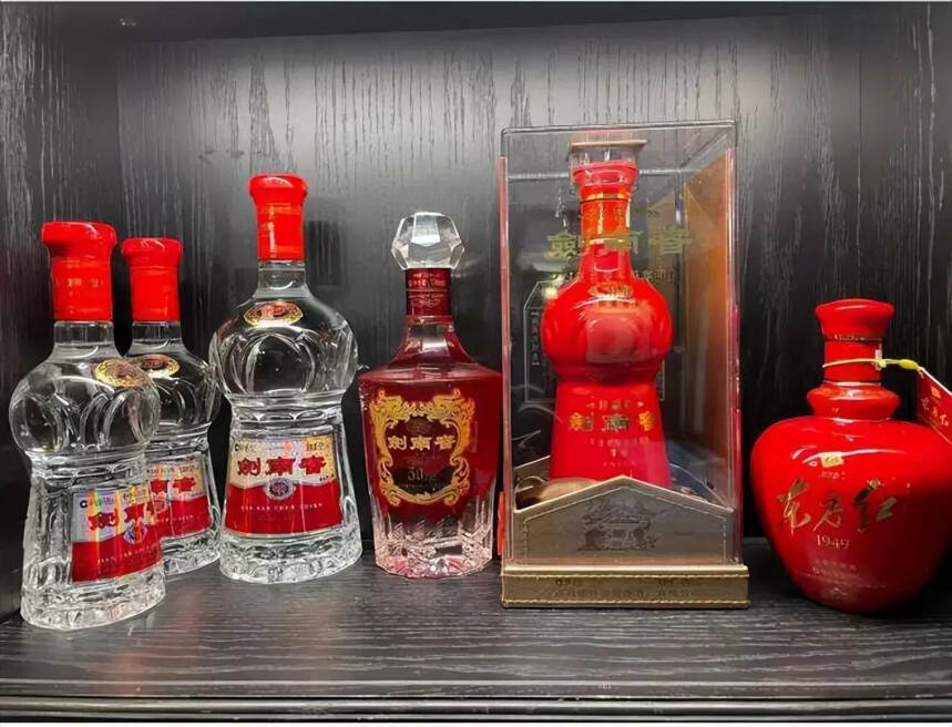 第一次見老丈人送什么酒比較好（送老丈人什么酒好上檔次還不貴）