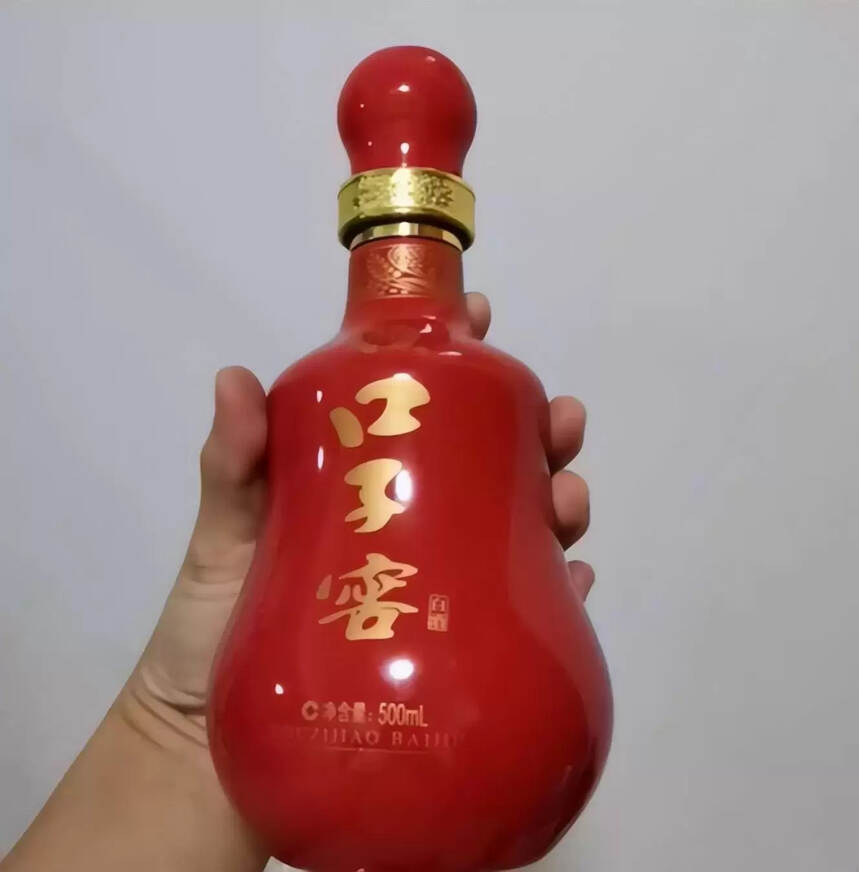 第一次見老丈人送什么酒比較好（送老丈人什么酒好上檔次還不貴）