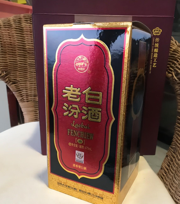 10781一定是純糧食酒嗎？行家：胡說！帶這3點都是珍品佳釀