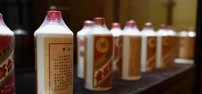 一箱2001年的茅臺酒現在值多少錢？怎么辨別真假和存放？