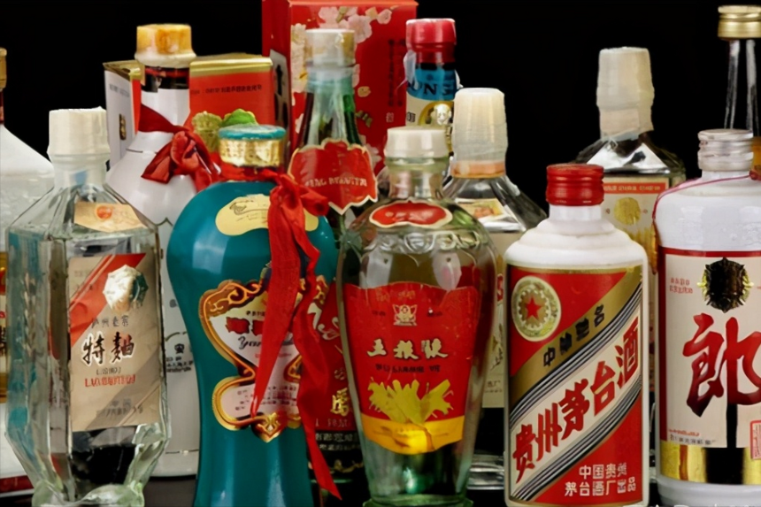 中國又一白酒“跌落神壇”，60年前喝不上，如今酒友成箱搬！好酒