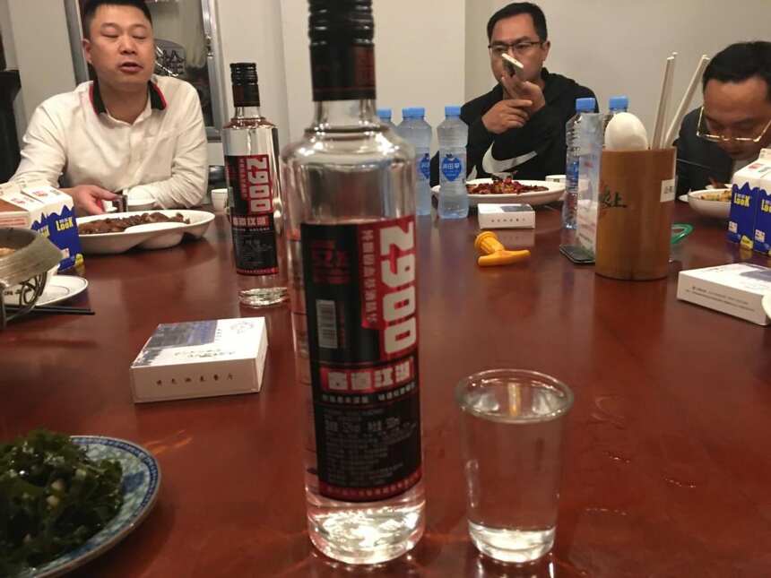 白酒名貴的才好？這3款白酒雖無名，但口感香醇，懂酒的人回購喝