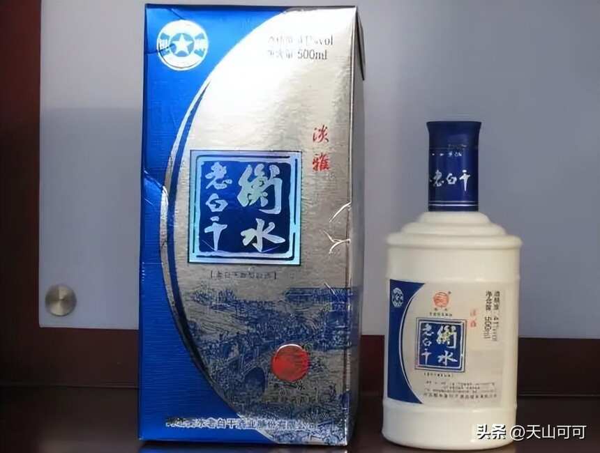 山東大哥工資只有3000，每個月卻都要買白酒喝，喝的白酒都很經典