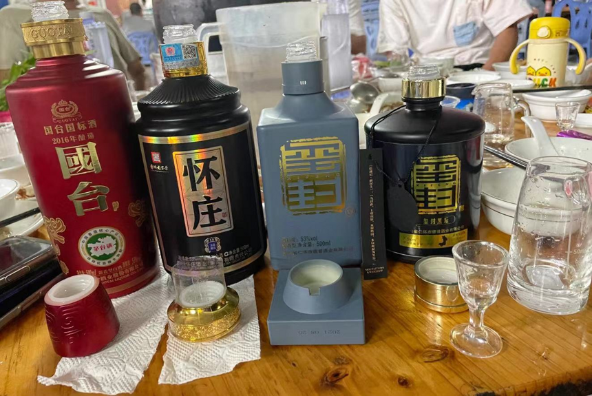 飛天茅臺的三款平替酒：茅臺1935、一代工醬、王茅祥雅