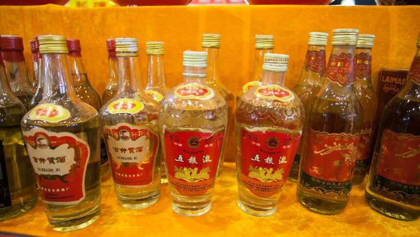 徐貽聰：酒是中國特有的外交飲料