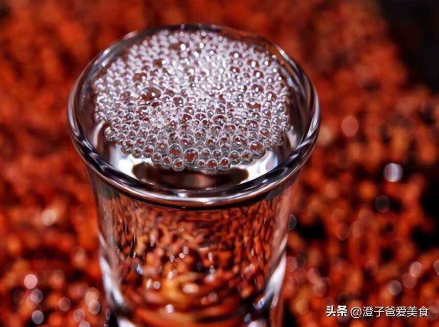 家里有酒怎么存？行家：教你3個技巧，存酒別手欠，不然糟蹋好酒