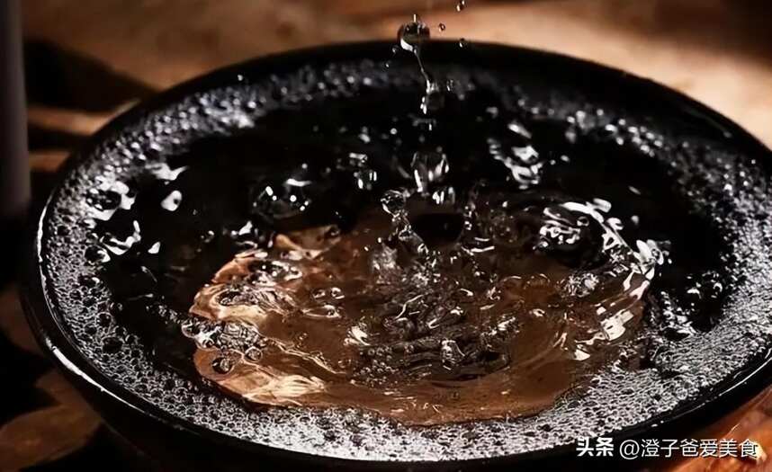 酒桌上，不主動敬酒的人很沒出息？行家：看似窩囊，實則都是人精