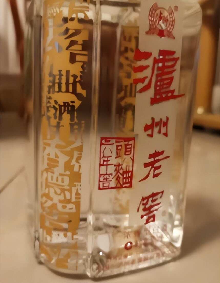 性價比白酒指南：濃香“鼻祖”的前世今生，12款瀘州老窖白酒詳解