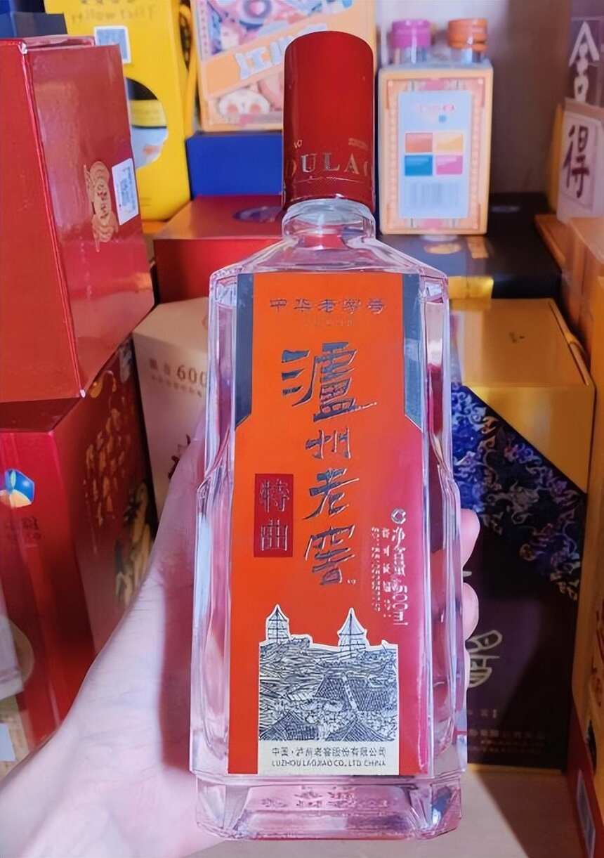 性價比白酒指南：濃香“鼻祖”的前世今生，12款瀘州老窖白酒詳解