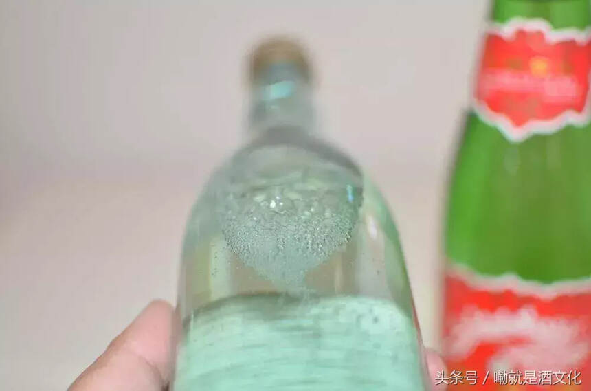 低度酒是不是高度酒兌水？