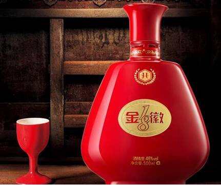 酒企動態｜擬狂砸5億捧紅隴南春 金徽酒亮出看家老品牌