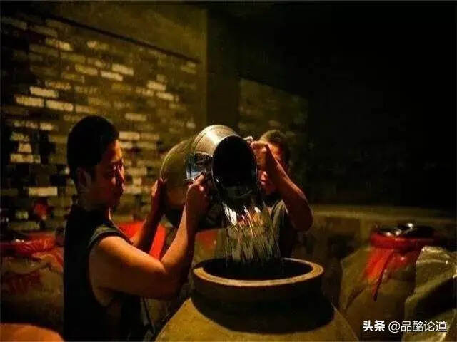 白酒的酒香怎么就干不過威士忌的桶香？