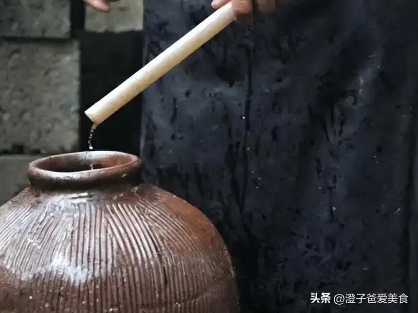 山東60歲大爺，為喝好酒竟自購設備釀酒？才喝2天便出事，為何？