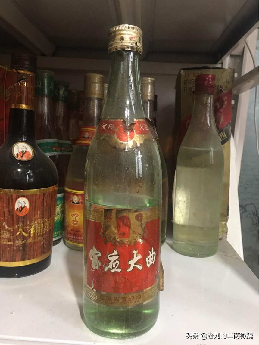 尷尬的江蘇老名酒，曾與洋河、今世緣齊名，如今在超市貨架上積灰