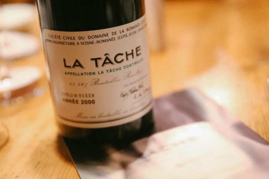 La Tache垂直實錄，包含羅曼尼康帝酒莊10大年份資料的珍貴筆記