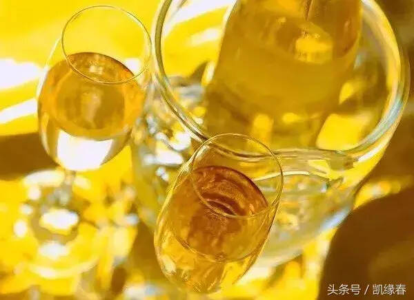 家常菜很low，配不上葡萄酒嗎？