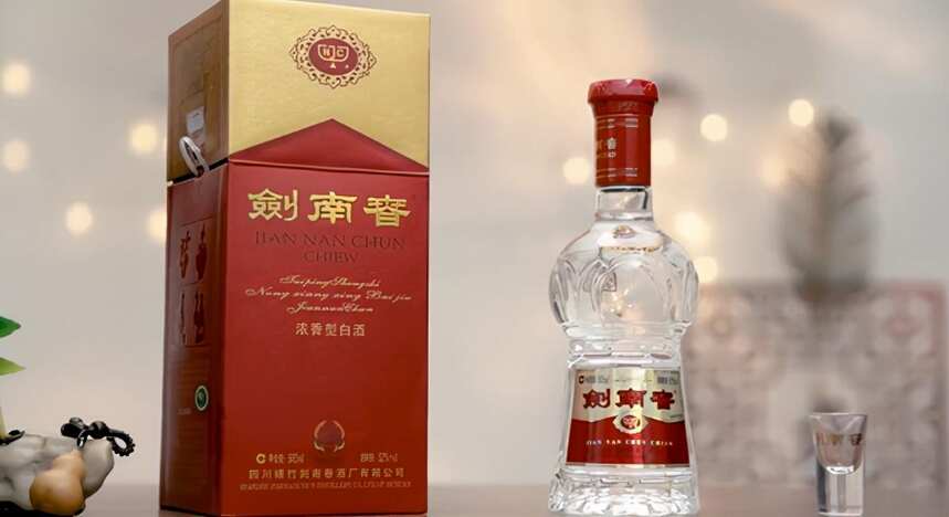 四大名酒、新老八大名酒，怎么買？4大白酒黑馬又是誰？