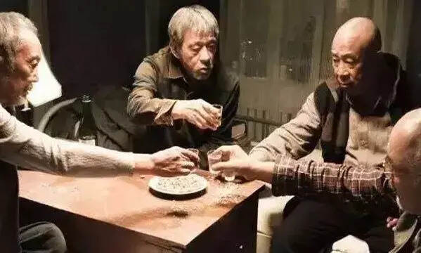 不品人間酒，誰知其中醉