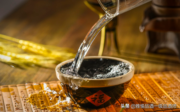 喝酒怎么配菜最合適？這些經典菜式都是老酒的絕佳搭檔，網友：爽