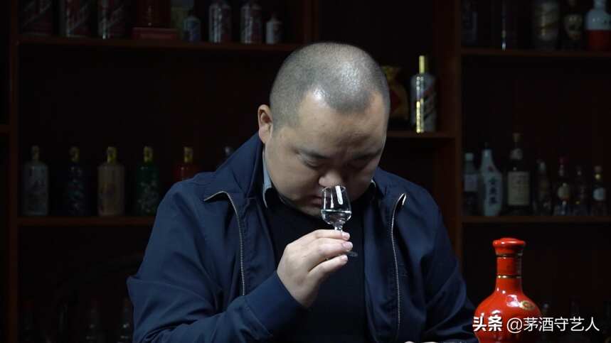 茅酒守藝人品酒——珍藏劍