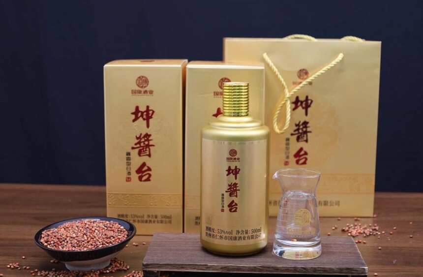 商店柜臺3大“低調酒”，都是純糧精品，可惜名氣不大，鮮有人買