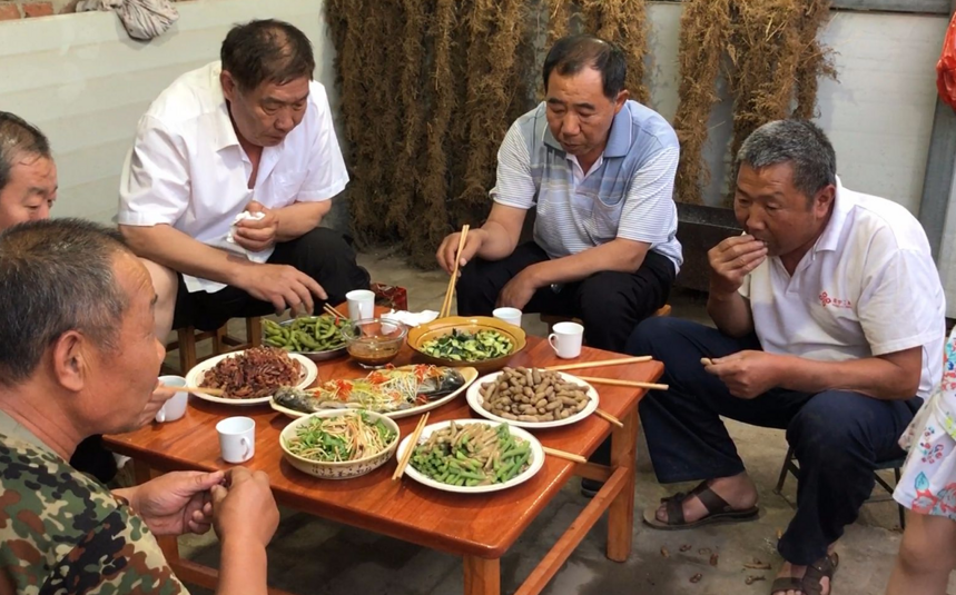 請客吃飯，不管有錢沒錢，這3種酒最好別出現，丟面子還傷感情