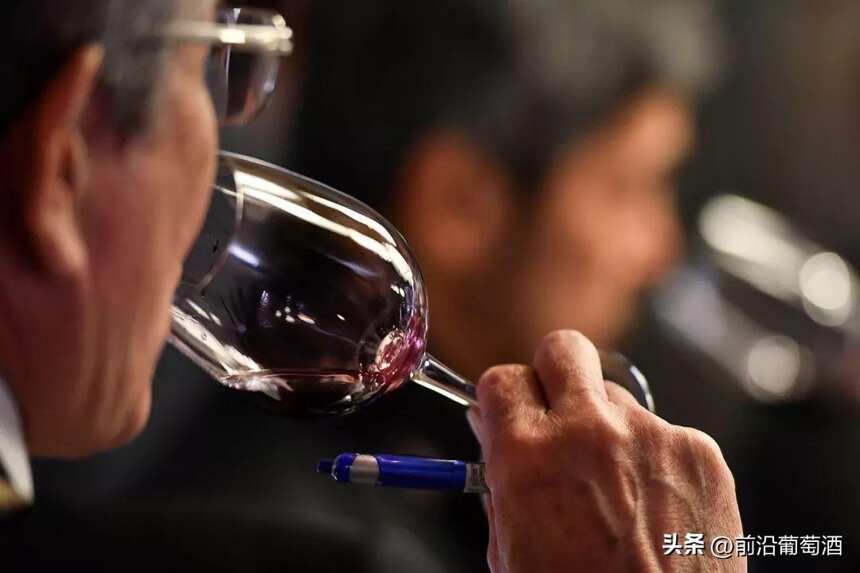 葡萄酒一般發酵多長時間？葡萄酒的釀造過程如何品嘗和管控？