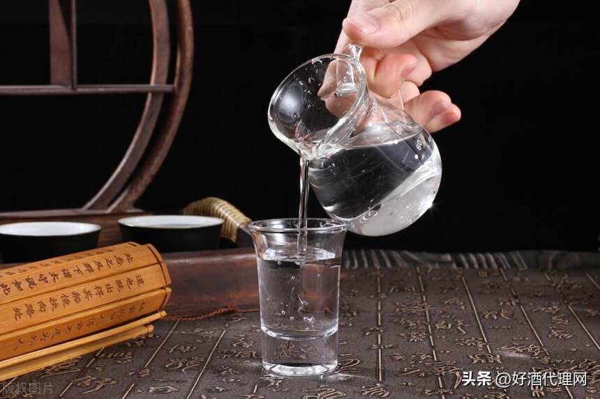 白酒知識科普：白酒度數越高越辣嗎？