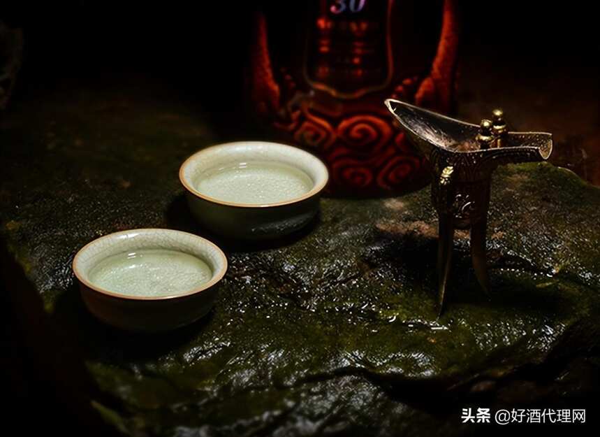 解答：同一批次的酒，口感為什么不一樣？