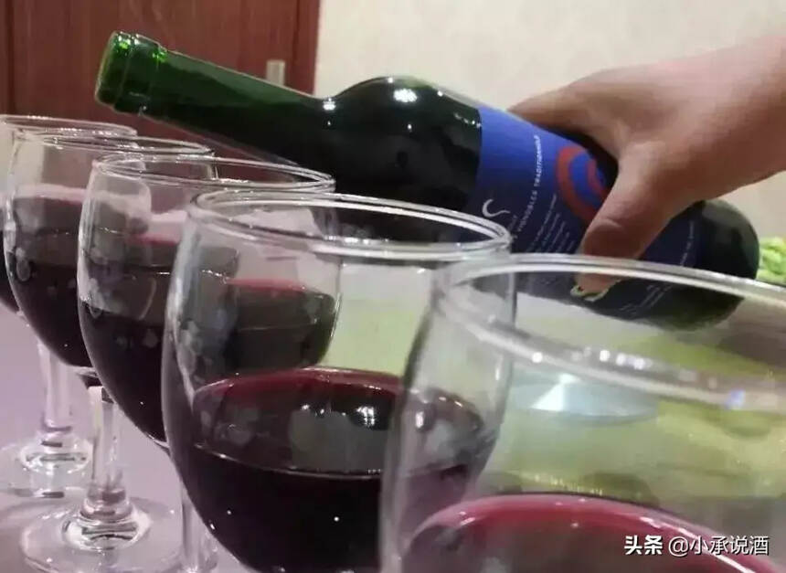 紅酒不滿杯的意義到底是為什么？